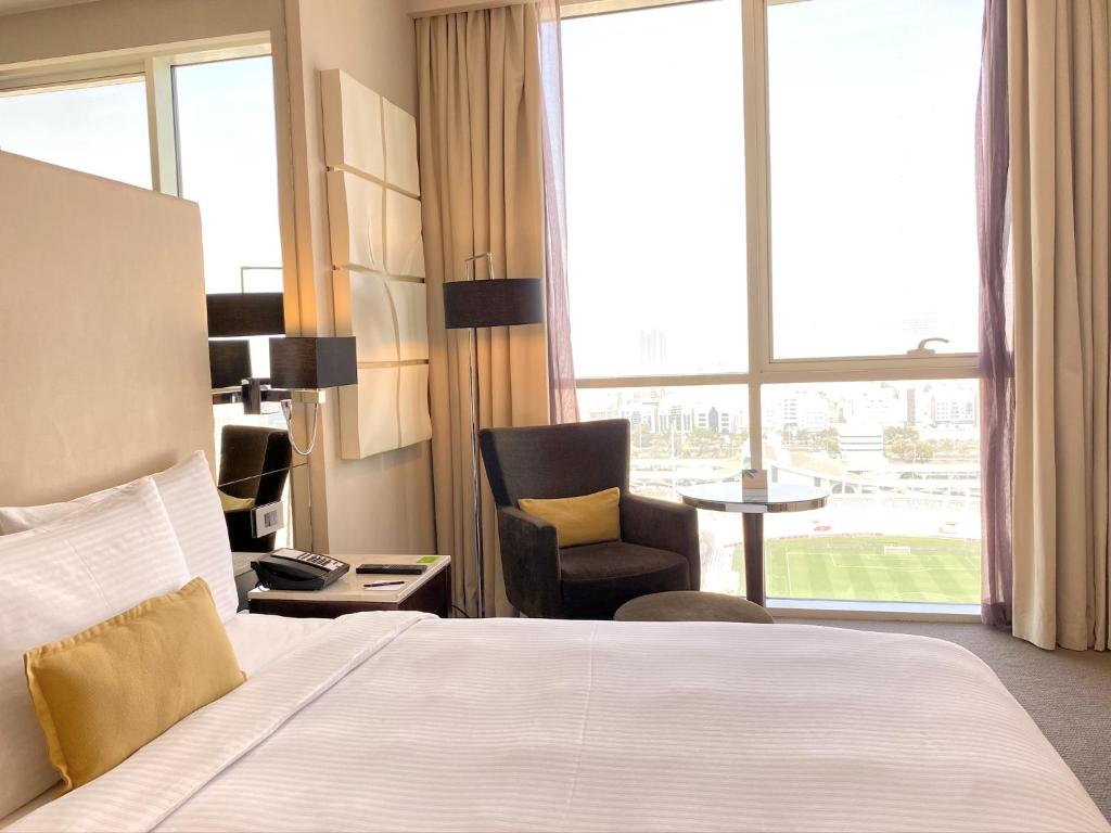 Відпочинок в готелі Centro Al Manhal by Rotana Абу Дабі ОАЕ