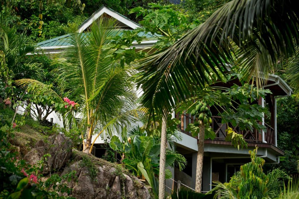 Отдых в отеле Villas De Jardin Маэ (остров) Сейшелы