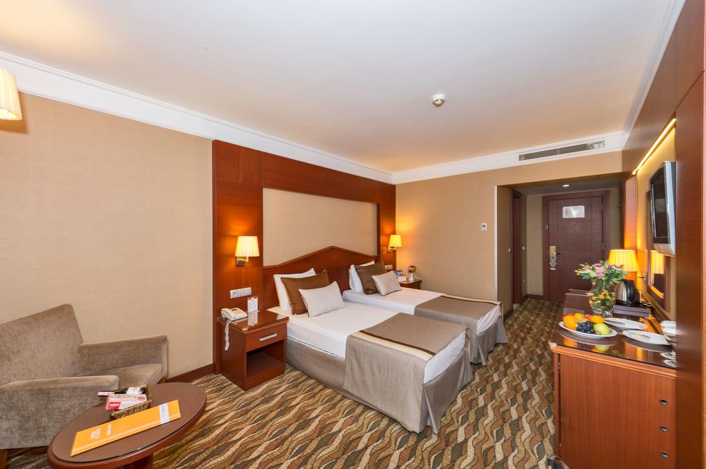 Цены в отеле Vichenza Hotel