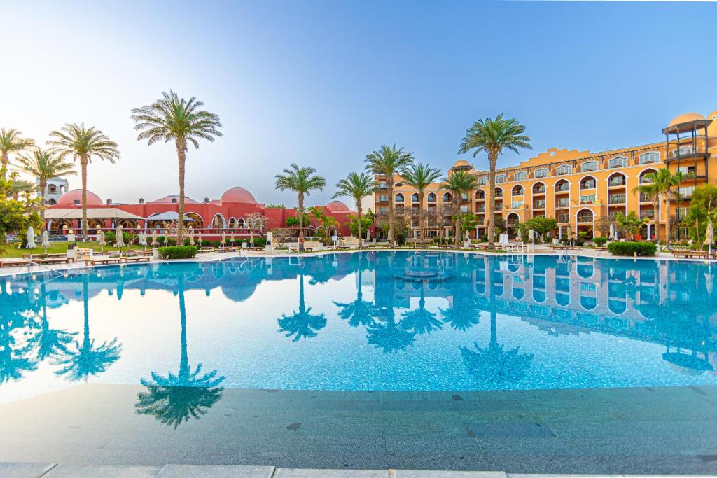 Горящие туры в отель The Grand Resort Hurghada