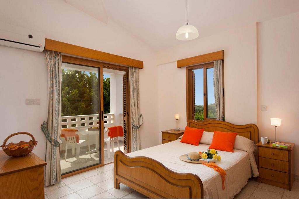 Готель, Пафос, Кіпр, Panareti Coral Bay Resort
