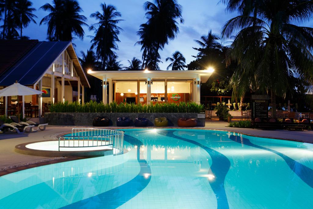 Відгуки про готелі Centra Coconut Beach Resort