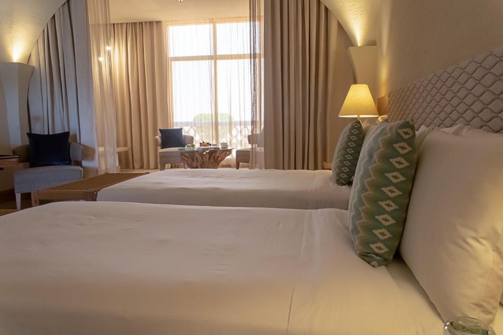 Горящие туры в отель Liwa Hotel Абу-Даби