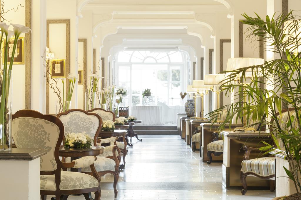 Цены в отеле Cocumella Grand Hotel (Sorrento)