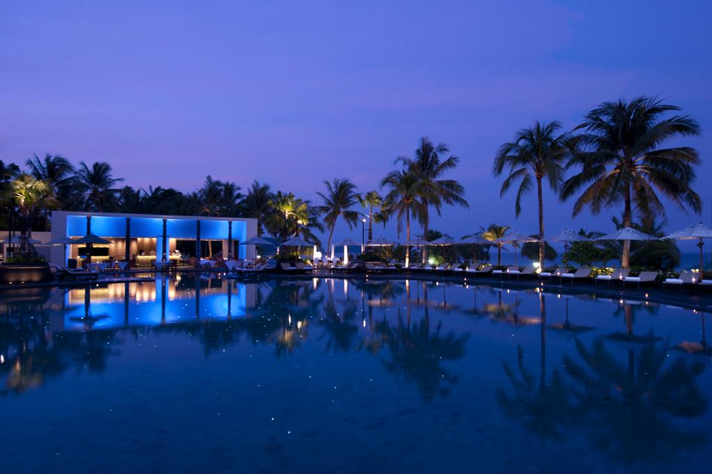 Pullman Phuket Karon Beach Resort (ex.Hilton Phuket Arcadia Resort & Spa), Таиланд, Пляж Карон, туры, фото и отзывы