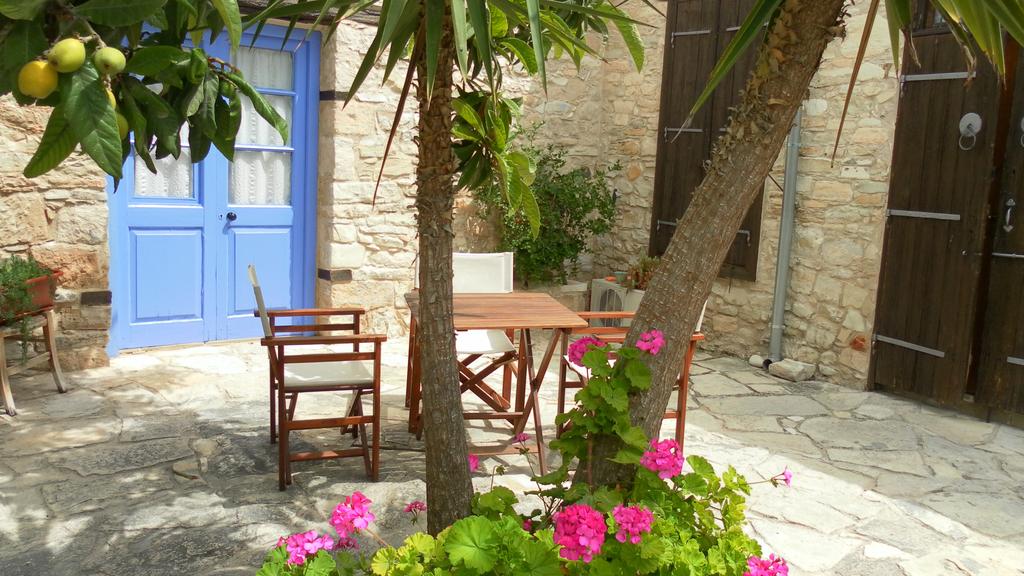 Горящие туры в отель Traditional Village Houses Ларнака Кипр