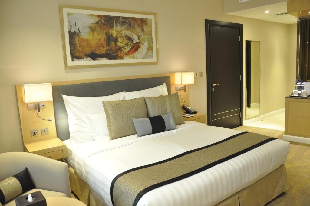 Lavender Hotel Al Nahda, ОАЭ, Дубай (город), туры, фото и отзывы