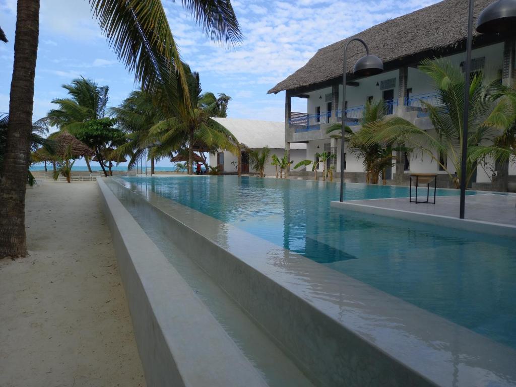 Casa Beach Hotel (ex. Casa Del Mar), Джамбиани