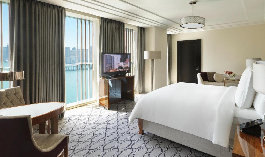 Відгуки гостей готелю Four Seasons Hotel Abu Dhabi at Al Maryah Island