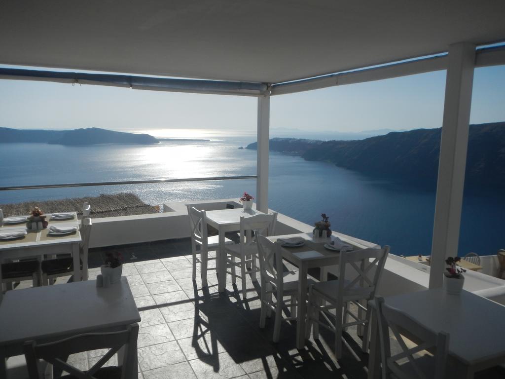 Отдых в отеле Rocabella Santorini Resort & Spa