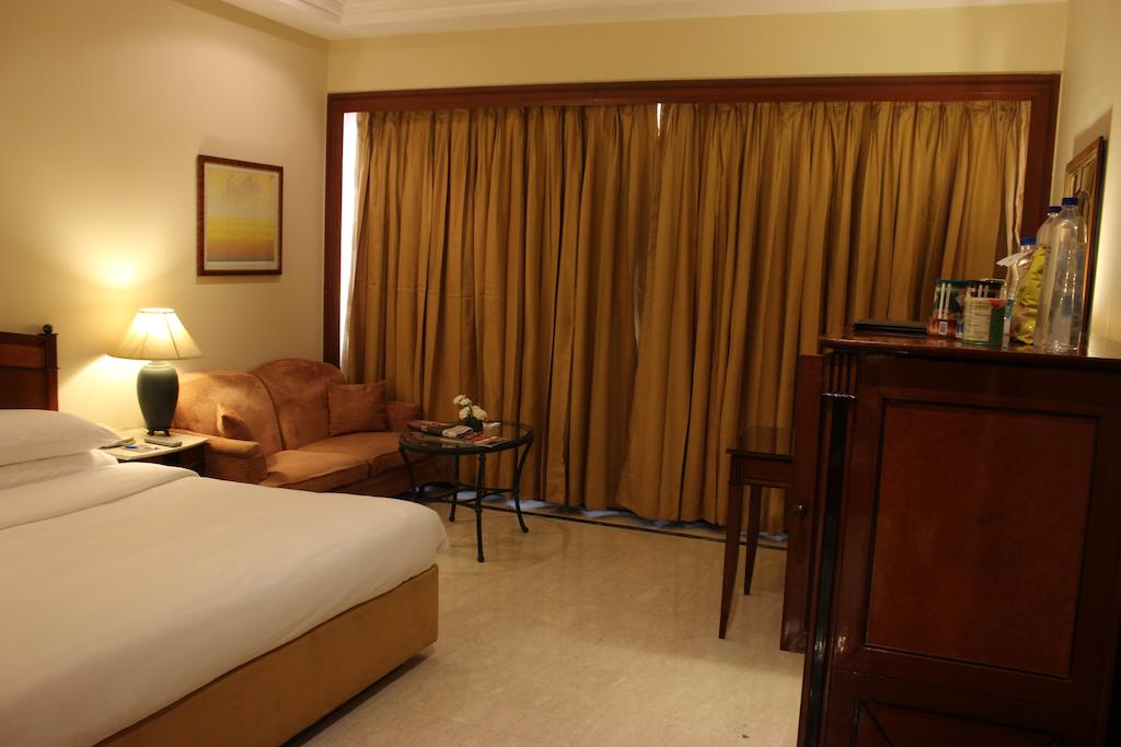 The Hans Hotel, Индия, Дели, туры, фото и отзывы