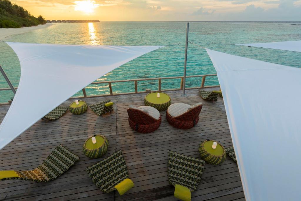 Відгуки про готелі Velassaru Maldives