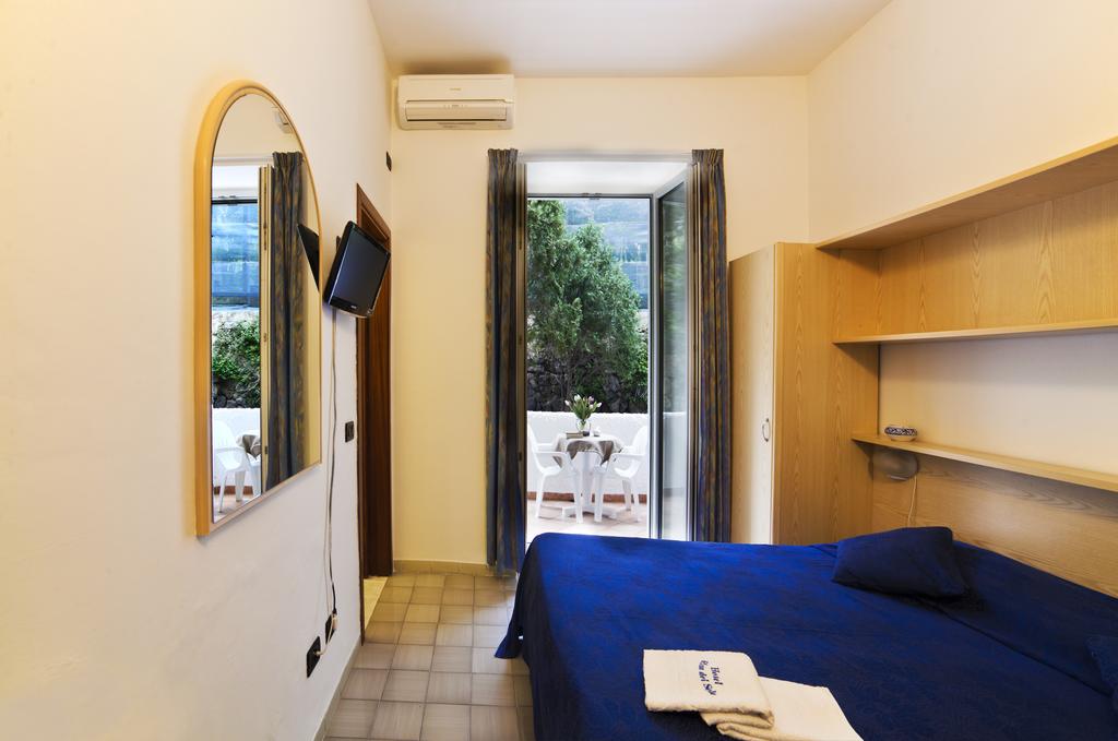 Відпочинок в готелі Riva Del Sole
