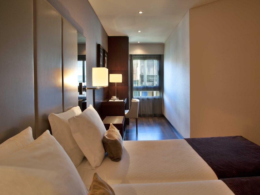 Фото готелю Luxe Hotel