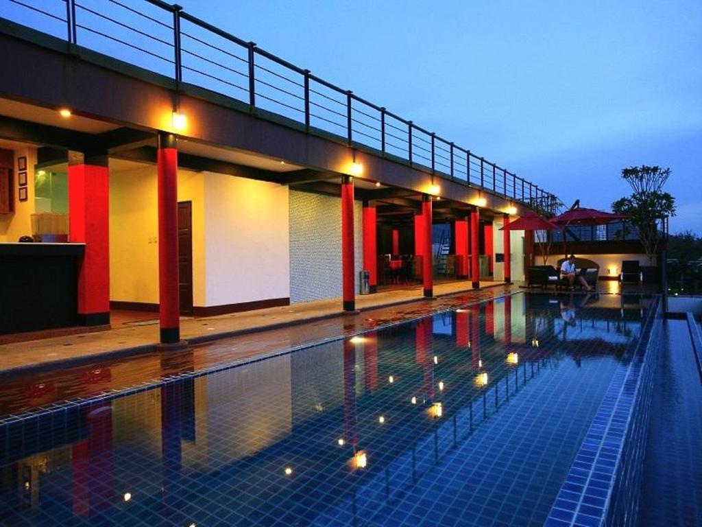 7q Patong Beach Hotel (ex. 7q Sariya Resident), Таиланд, Пхукет, туры, фото и отзывы