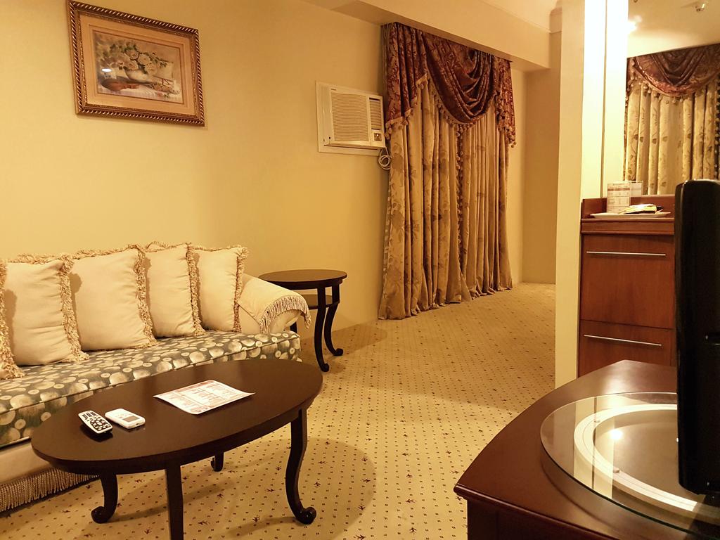 Отзывы про отдых в отеле, Sarrosa International Hotel and Residential Suites