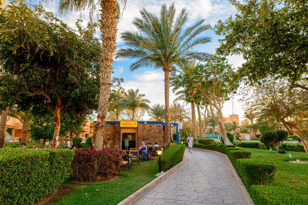 Odpoczynek w hotelu Golden Beach Resort (ex. Movie Gate) Hurghada