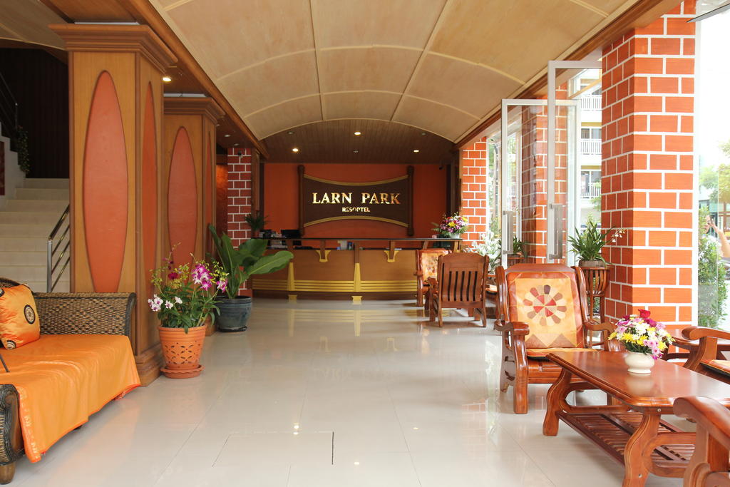 Larn Park Resortel, 3