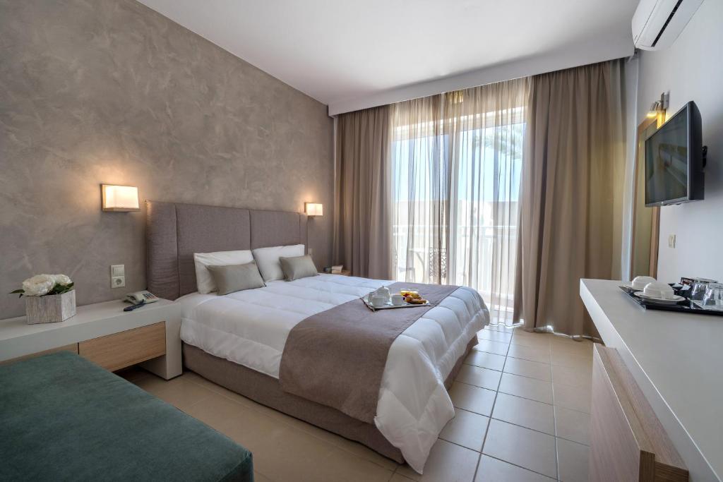 Ціни в готелі Nefeli Hotel Rethymno