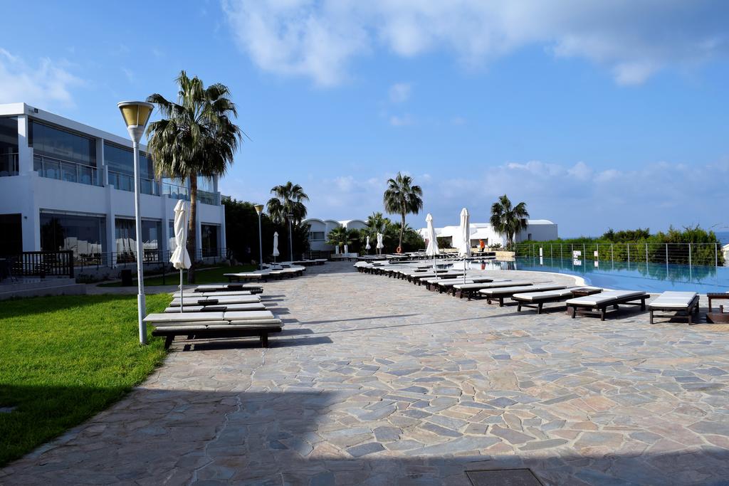 Горящие туры в отель Theo Sunset Bay Holiday Village Пафос Кипр