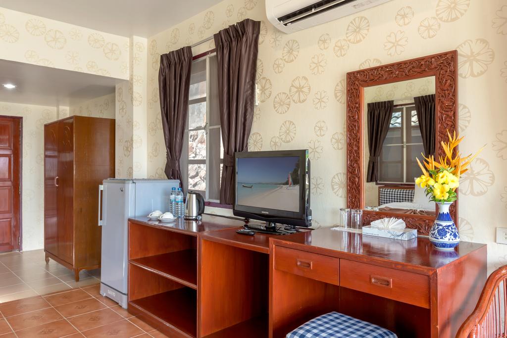 Royal Crown Hotel, Патонг ціни