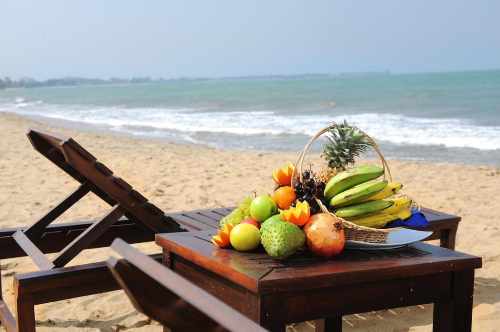 Tours to the hotel Golden Star Beach Hotel Negombo