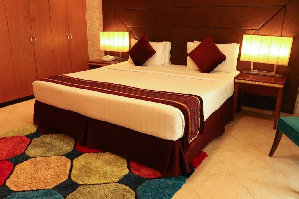 Recenzje turystów Al Manar Grand Hotel Apartment