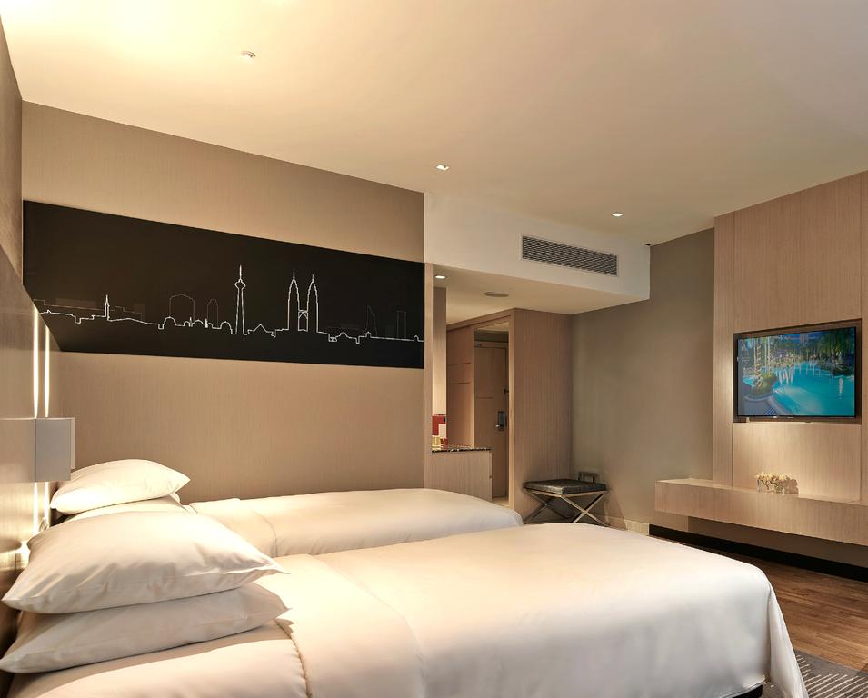 Горящие туры в отель Renaissance Hotel Kuala Lumpur Куала-Лумпур