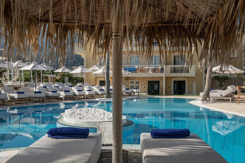 Туры в отель Parthenis Beach Suites By The Sea Ираклион