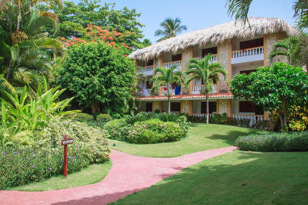 Горящие туры в отель Playa Esmeralda