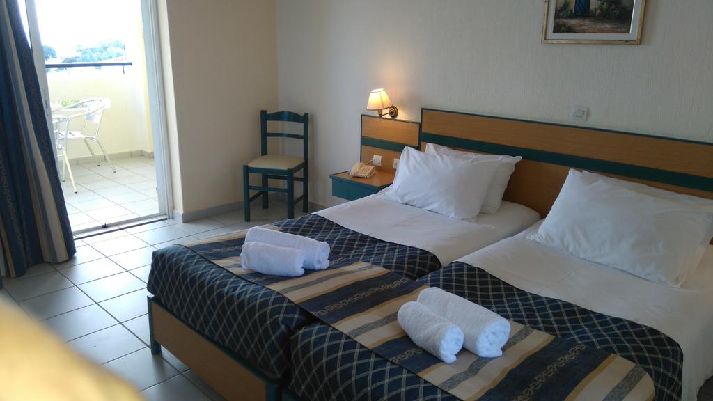 Отзывы про отдых в отеле, Porto Skala Hotel Village Kefalonia