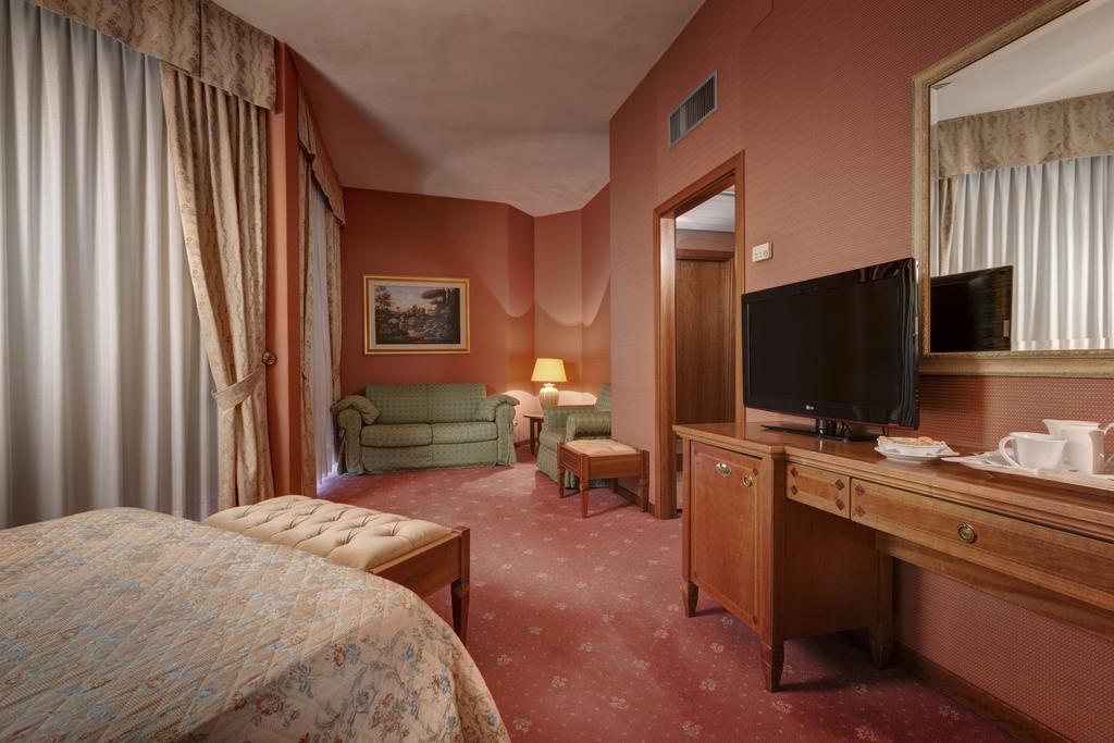 Hotel reviews Borgo Palace Hotel