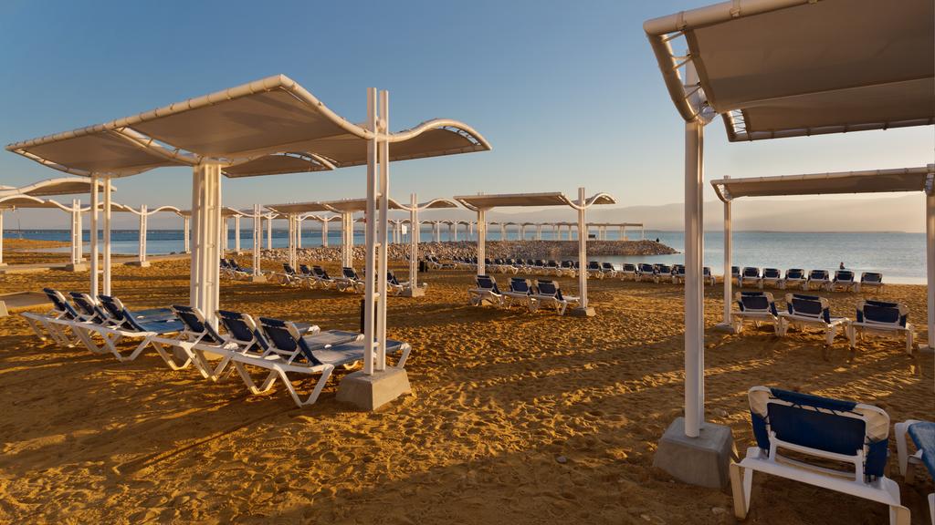 Відпочинок в готелі Crowne Plaza Dead Sea