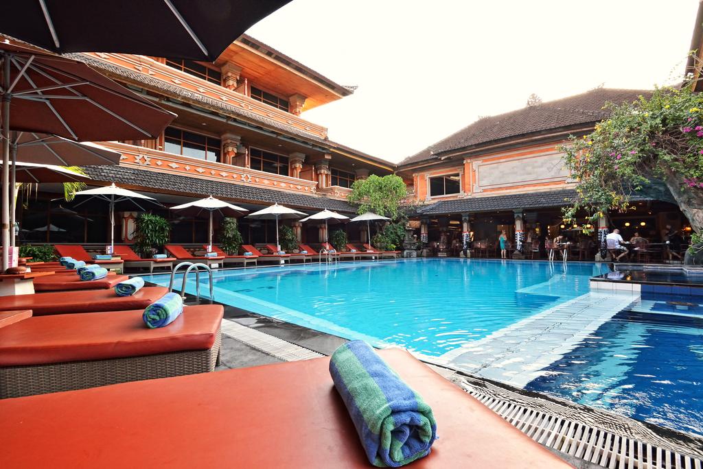 Wina Holiday Villa Kuta Индонезия цены