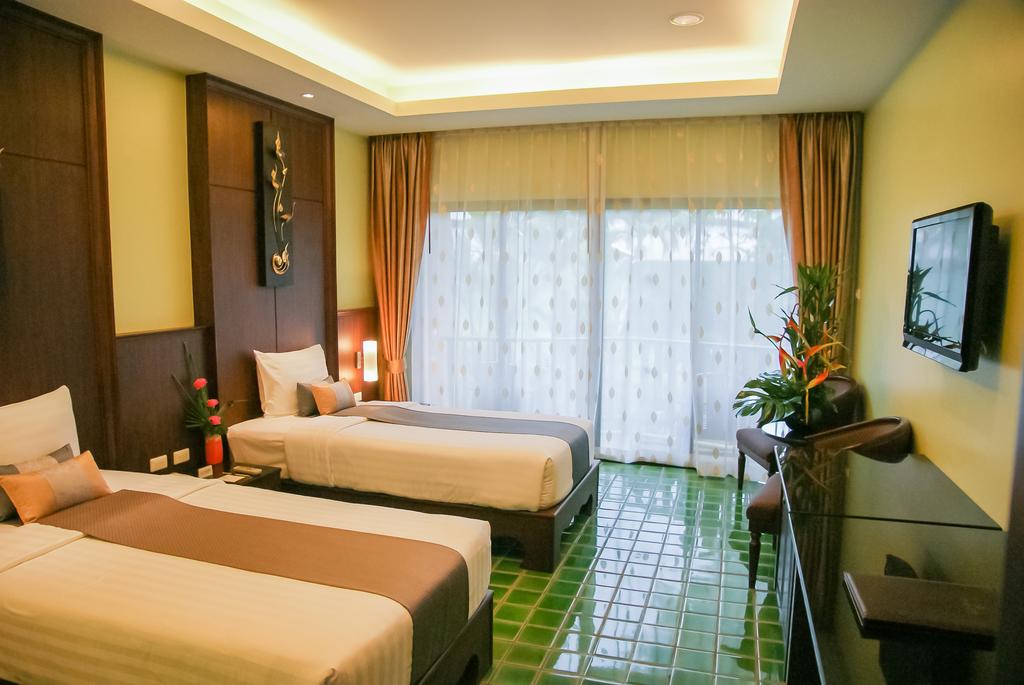 Тури в готель Duangjitt Resort & Spa Патонг Таїланд