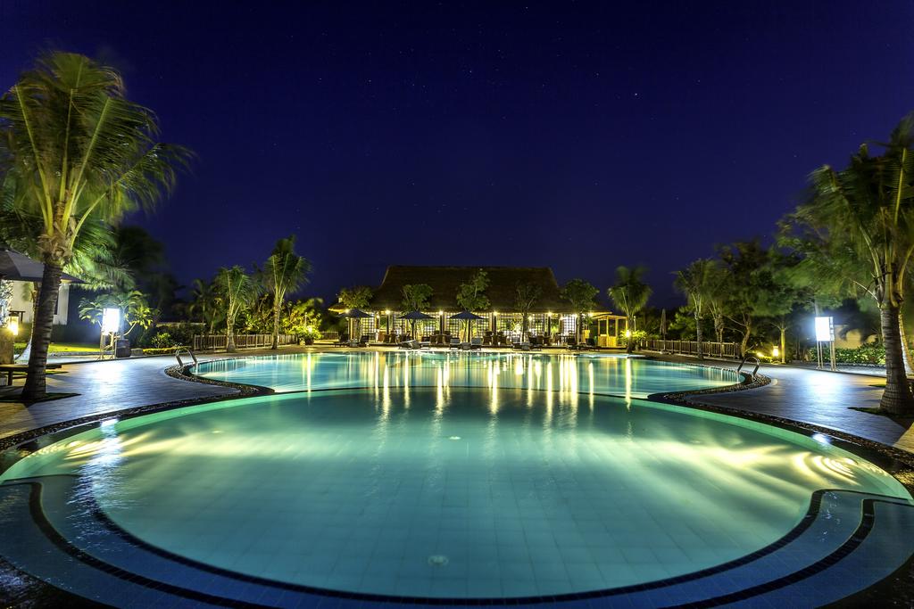 Lotus Mui Ne Beach Resort & Spa, Фантхьет цены