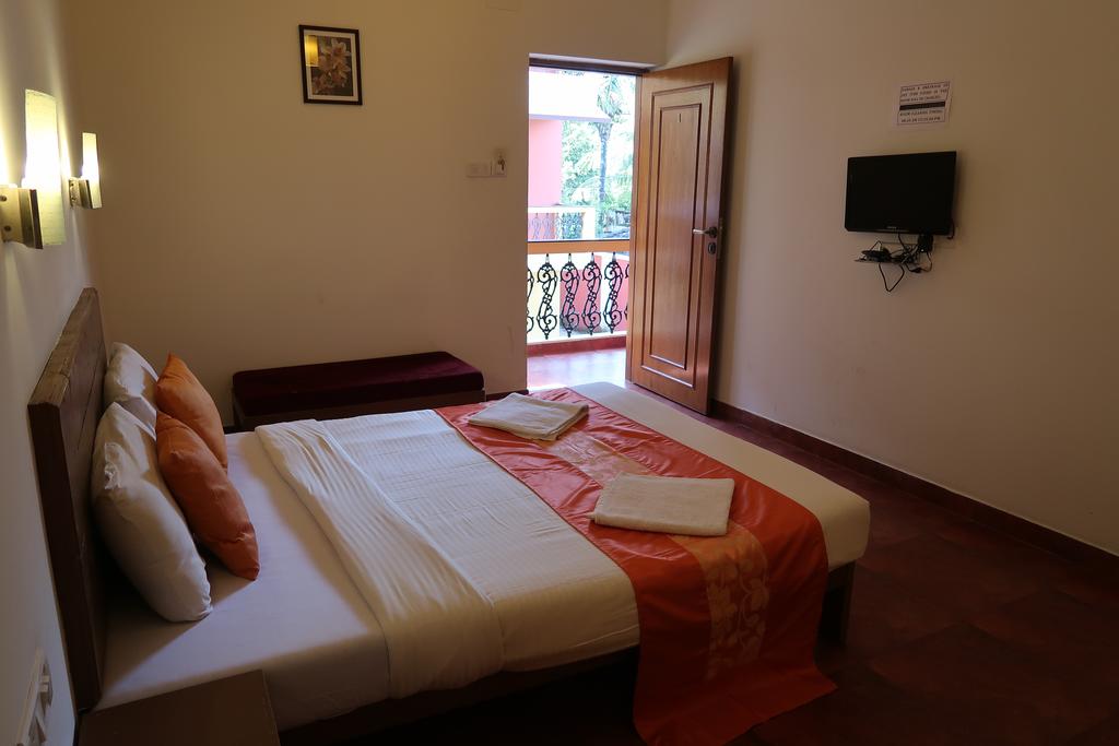 Горящие туры в отель Celi's Resort ГОА северный Индия