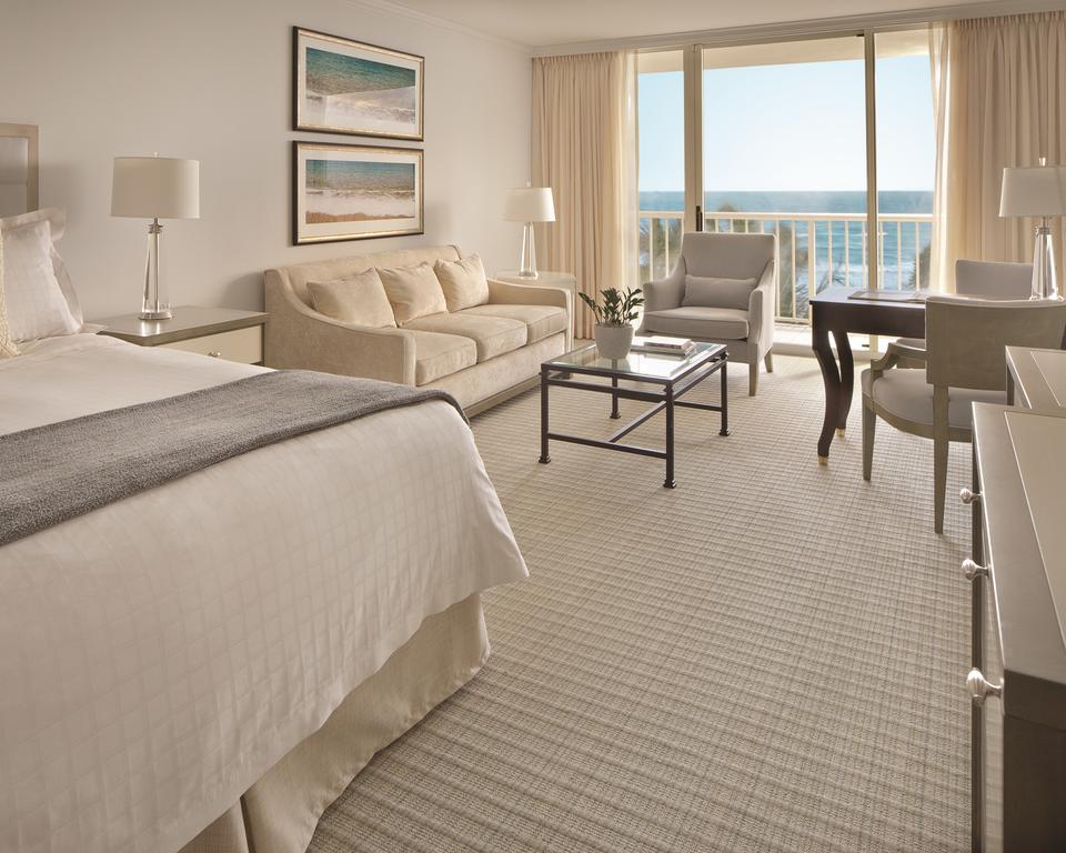 Горящие туры в отель Four Seasons Resort Palm Beach Майами-Бич США