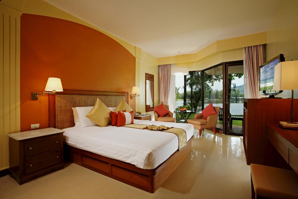 Відпочинок в готелі Dusit Thani Laguna