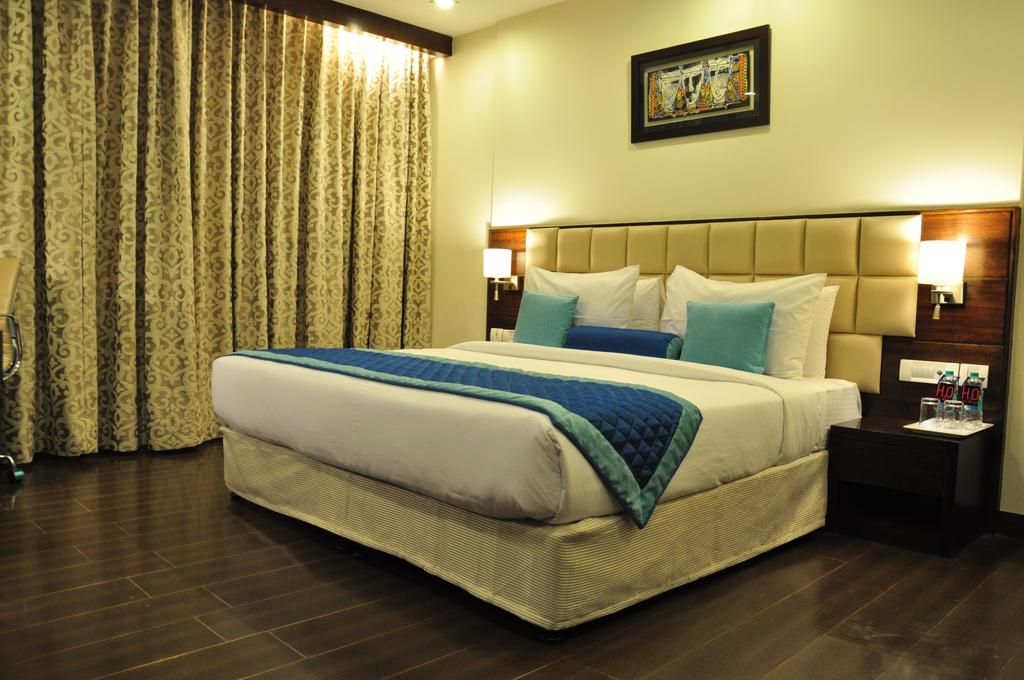 Zip By Spree Hotel Blue Stone, Индия, Дели
