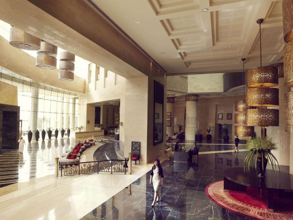 Hotel, Dubaj (miasto), Zjednoczone Emiraty Arabskie, Raffles Dubai