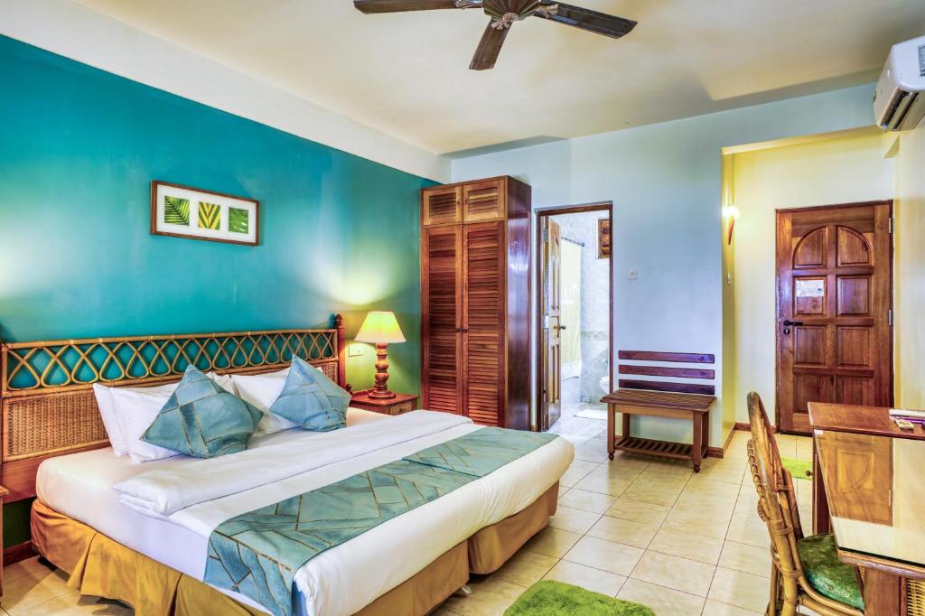 Hotel rest Fihalhohi Tourist Resort South Male Atoll