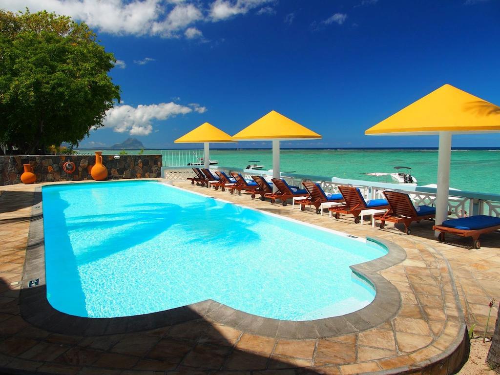 Маврикій Gold Beach Resort