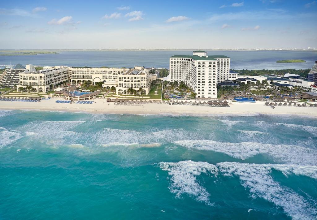 Тури в готель Jw Marriott Cancun Resort & Spa