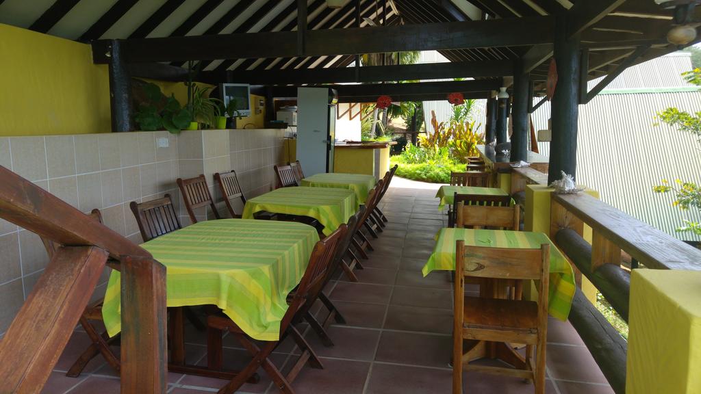Mango Lodge Self-Catering Apartments, Праслин (остров), Сейшелы, фотографии туров