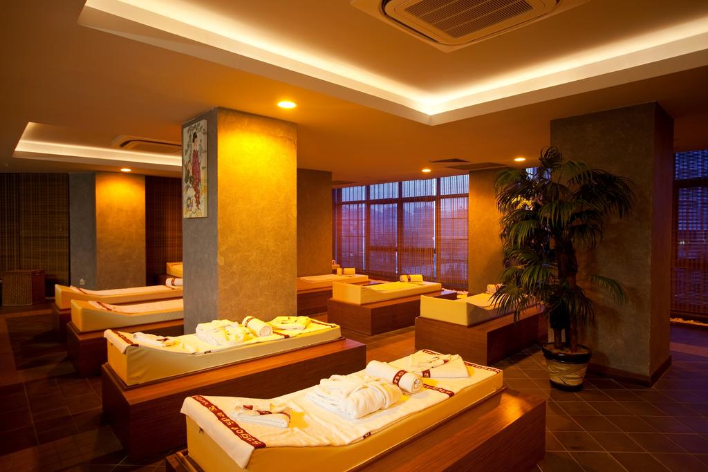 Wakacje hotelowe Limak Lara De Luxe Hotel & Resort Antalya