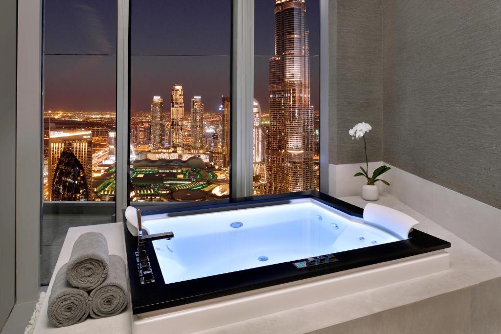 Готель, ОАЕ, Дубай (місто), Address Sky View
