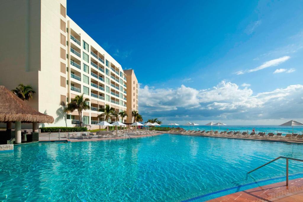 Канкун The Westin Lagunamar Ocean Resort Villas & Spa Cancun