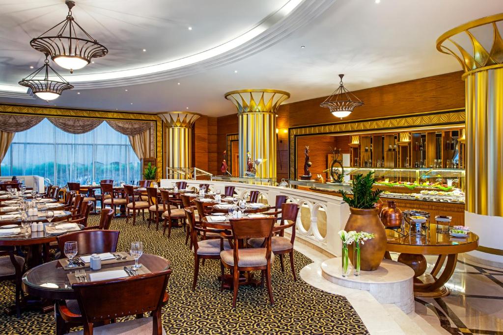 Туры в отель Corniche Hotel Abu Dhabi (ex. Millennium Corniche) Абу-Даби ОАЭ