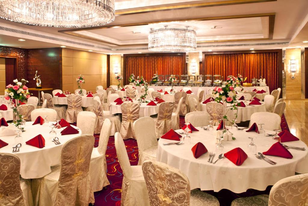 Dubaj (miasto) Landmark Grand Hotel ceny